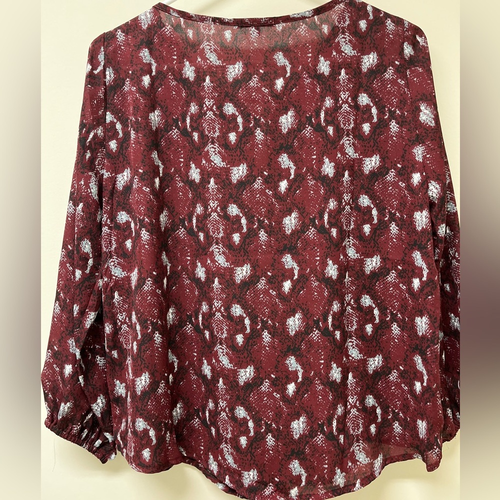 Fall/winter print blouse - Picture 5 of 5